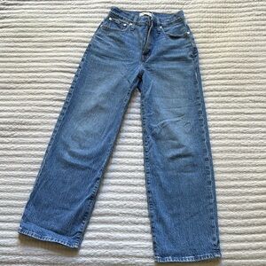Madewell - the perfect vintage wide leg crop jeans